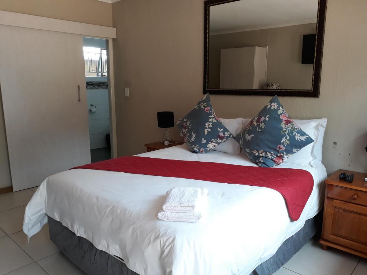 8 Ibis Lane Guest House Joanesburgo Exterior foto